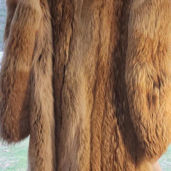Fur coat with matching hat - Picture 6 of 13
